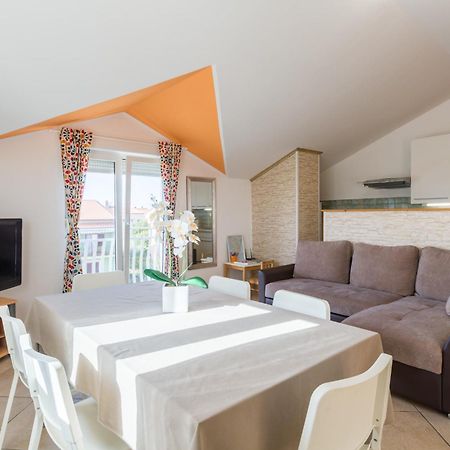 Trbovic Apartments Peaceful Stay With Free Parking, Pet-Friendly, And Bike Storage In Умаг Екстериор снимка