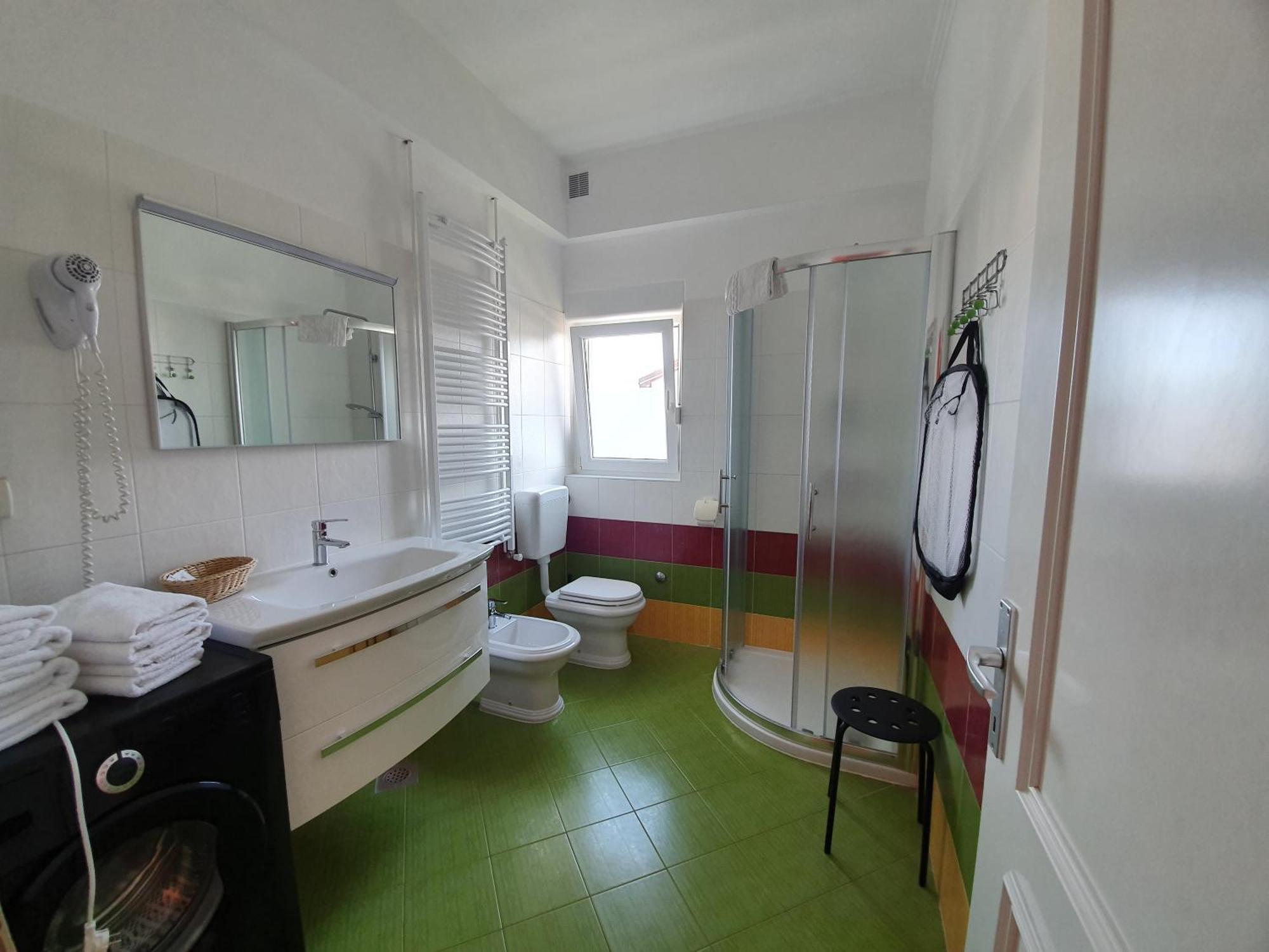 Trbovic Apartments Peaceful Stay With Free Parking, Pet-Friendly, And Bike Storage In Умаг Екстериор снимка