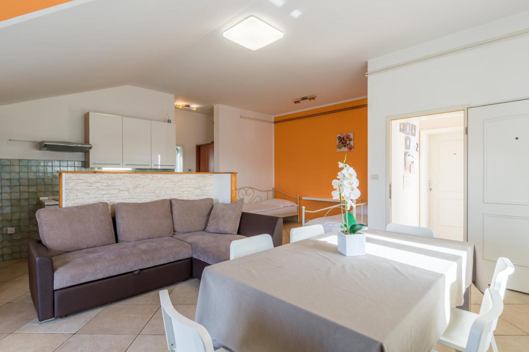 Trbovic Apartments Peaceful Stay With Free Parking, Pet-Friendly, And Bike Storage In Умаг Екстериор снимка