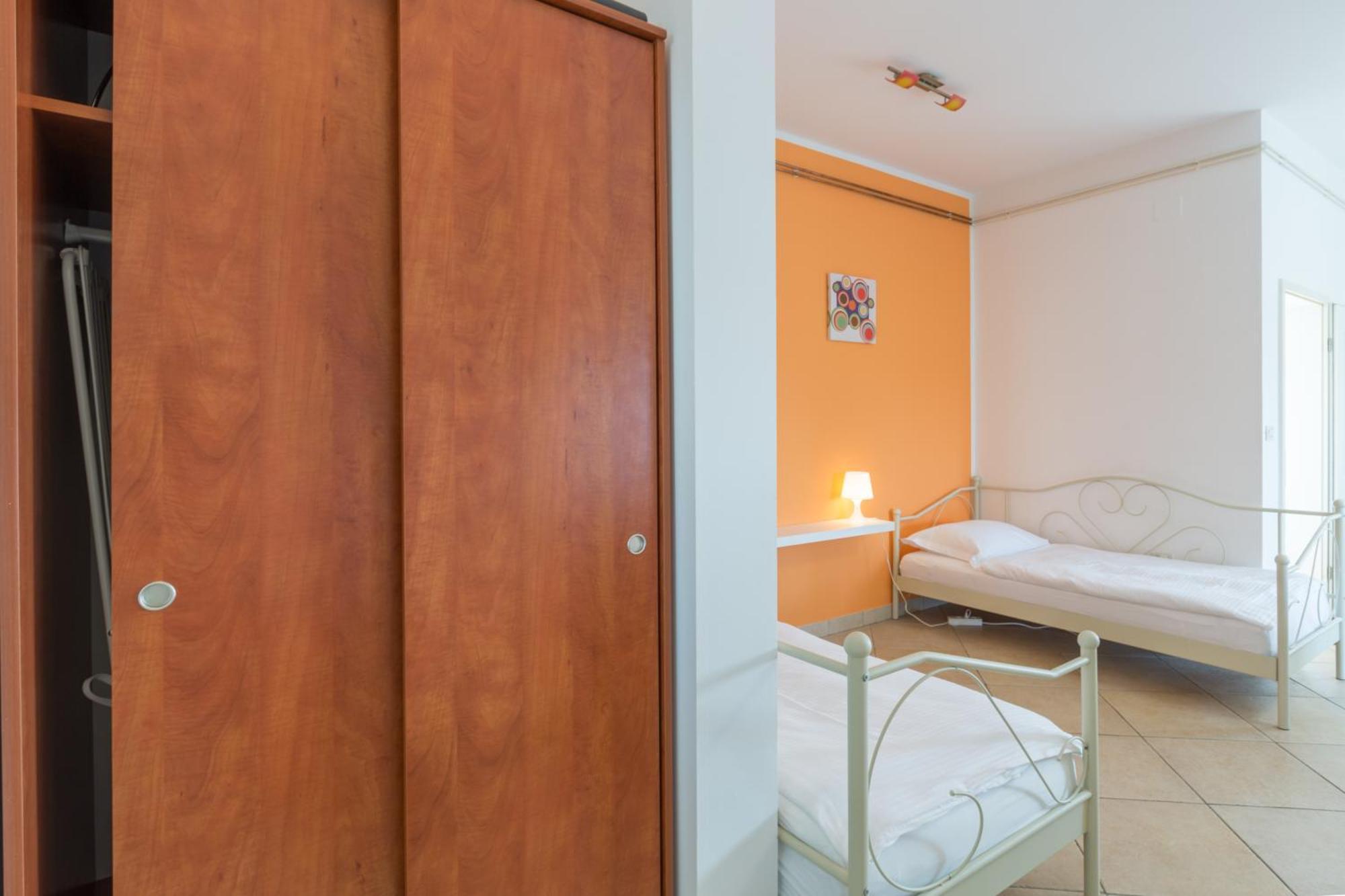 Trbovic Apartments Peaceful Stay With Free Parking, Pet-Friendly, And Bike Storage In Умаг Екстериор снимка